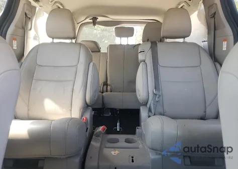 2020 Toyota Sienna Xle z USA, uszkodzony, nr VIN 5TDYZ3DC3LS085268